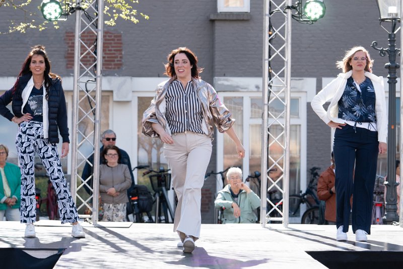 Modeshow 448_.jpg